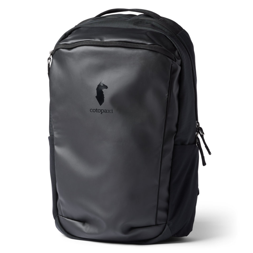 Cotopaxi Allpa 18L Daypack in Cotopaxi Black