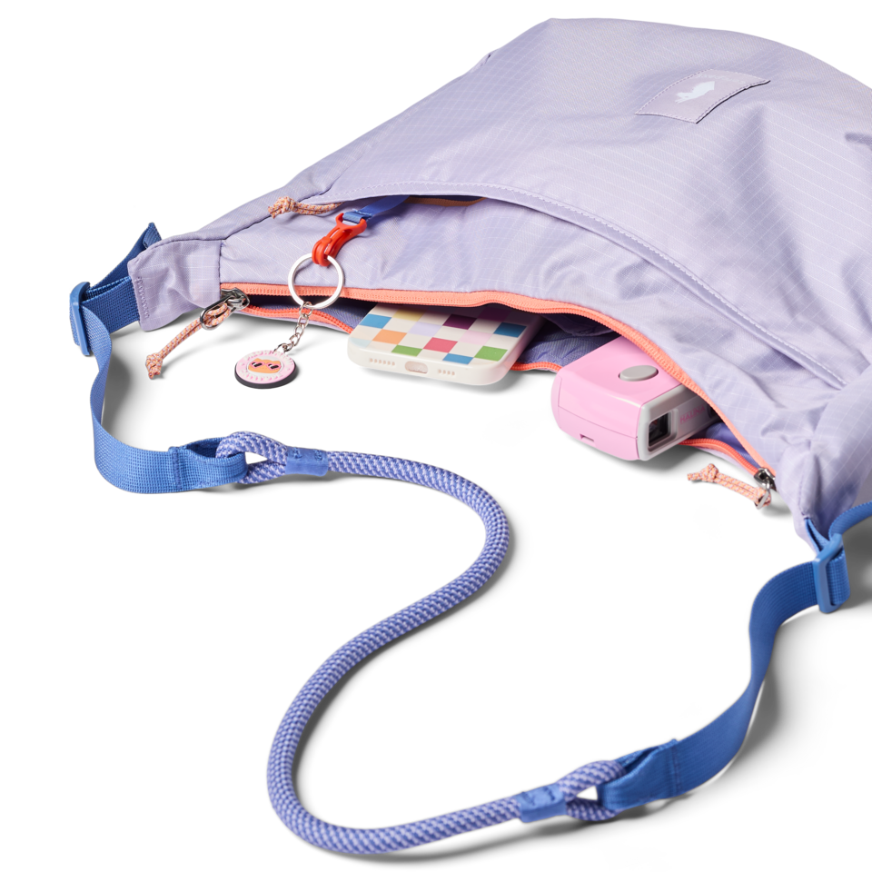 Trozo everyday carry shoulder bag with main compartment open