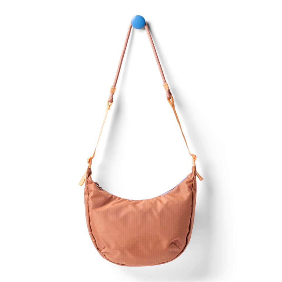 Lightweight everyday shoulder bag for travel or errands
