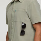 Cotopaxi men’s Pulso Tech Shirt glasses detail view