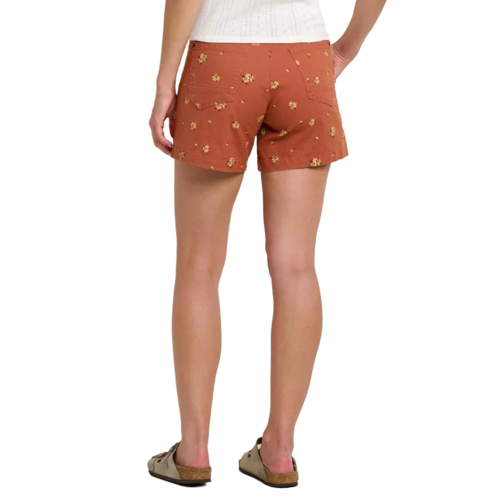 Lightweight durable shorts with cuffed hem option