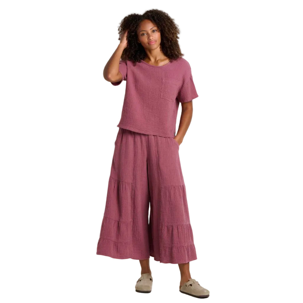 Toad and Co wide leg pants lifestyle outfit