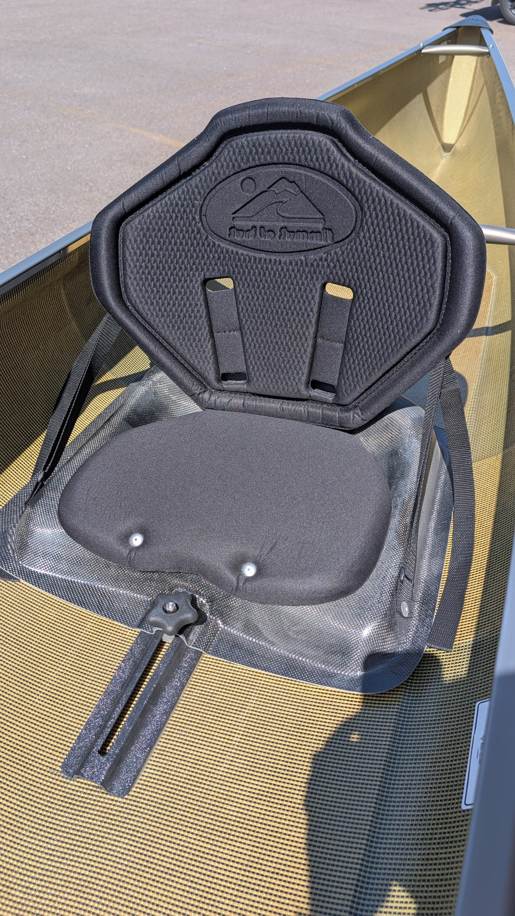 Trillium - BlackLite w/ Lounger Seat