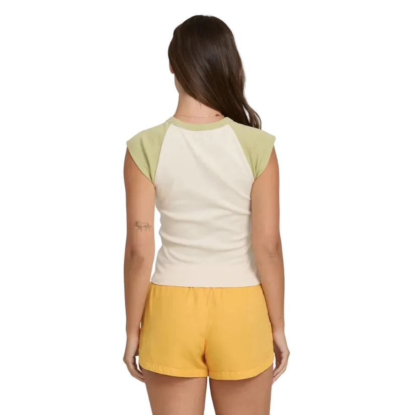 Billabong Road Trippin Short in Sun Kissed back view