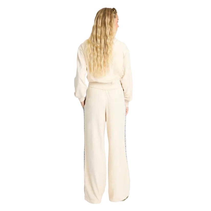Back view of Billabong Women’s Palm 73 Fleece Sweatpants in White Cap