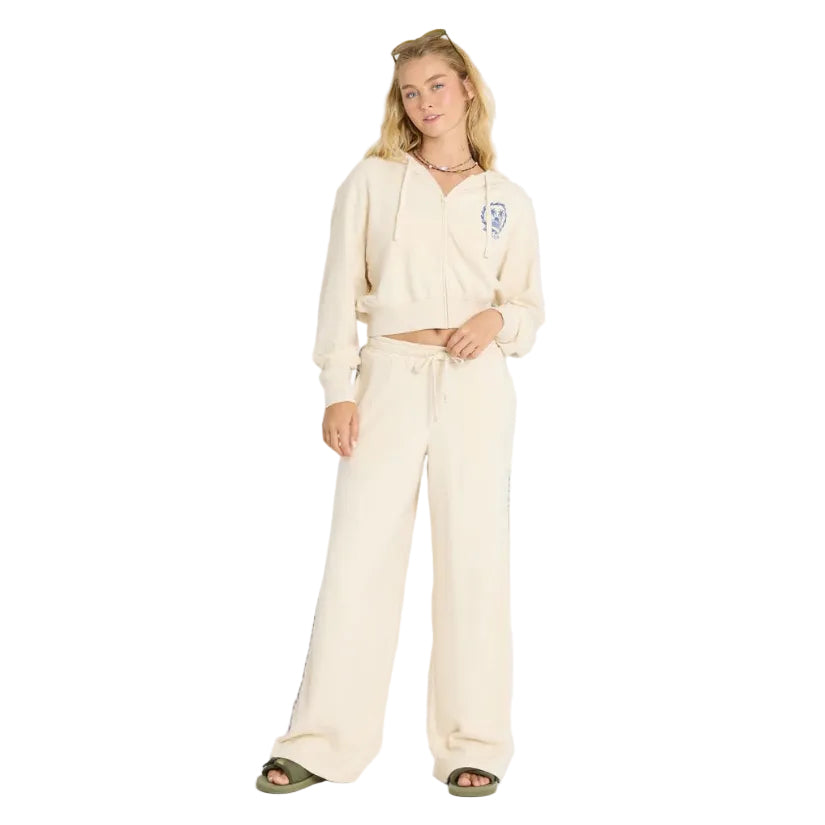 Front view of Billabong Women’s Palm 73 Fleece Sweatpants in White Cap