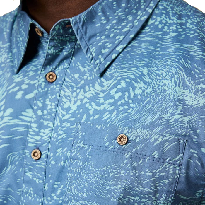 Closeup of the Waves Steel Blue fabric pattern on the Cotopaxi Estival Button Up Shirt