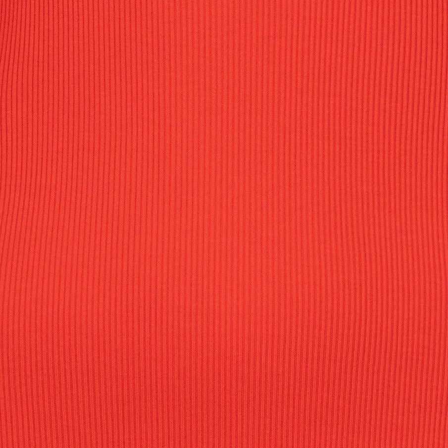 Close-up detail of satin trim on EsQualo Satin Binding Rib Knit Singlet in Red