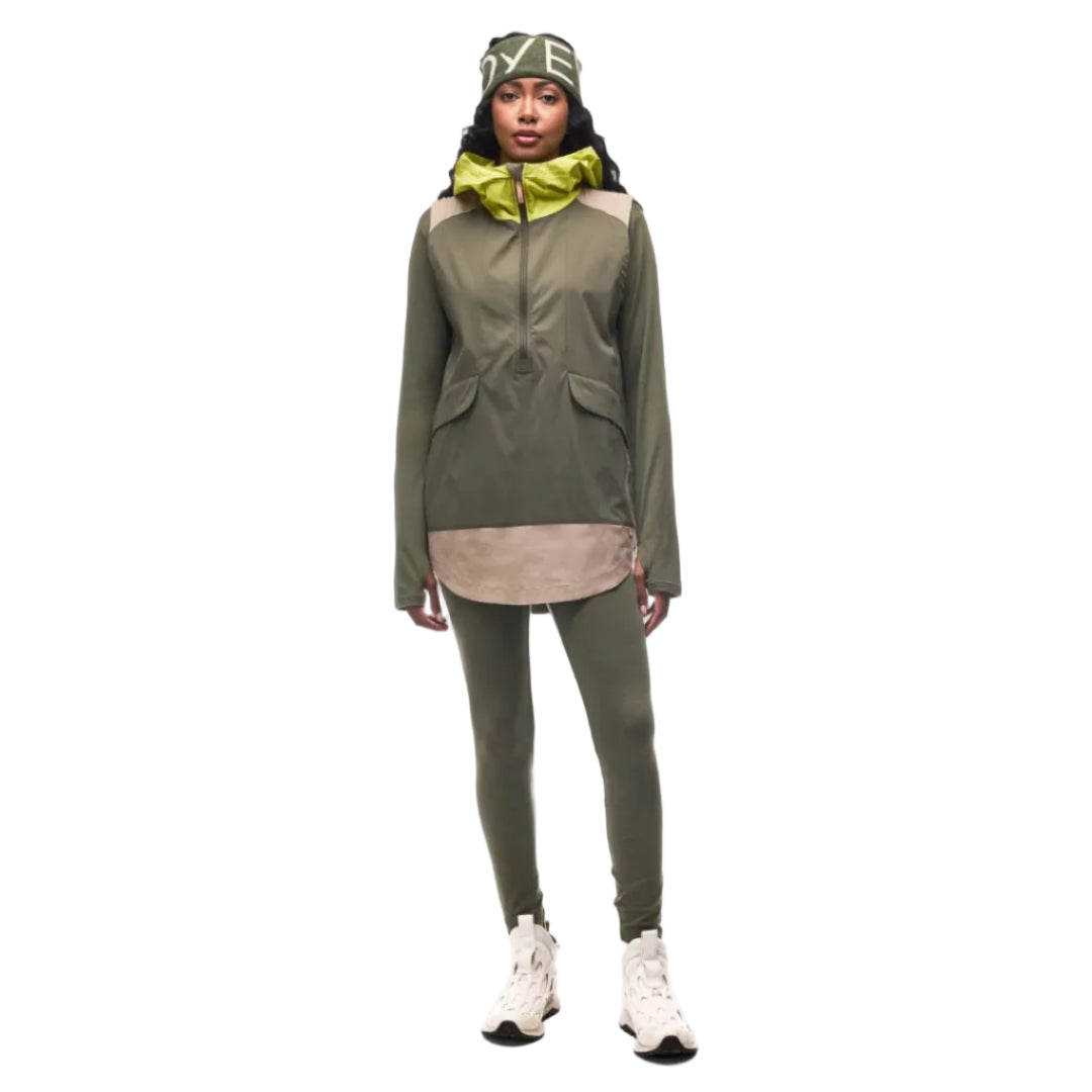 Front view of the Indyeva Women’s Linoa Tunic in Agate/Limetta CB
