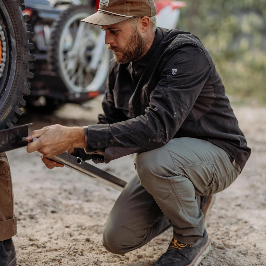KÜHL Men's Rydr Lite Klassik Pant in Gun Metal lifestyle view