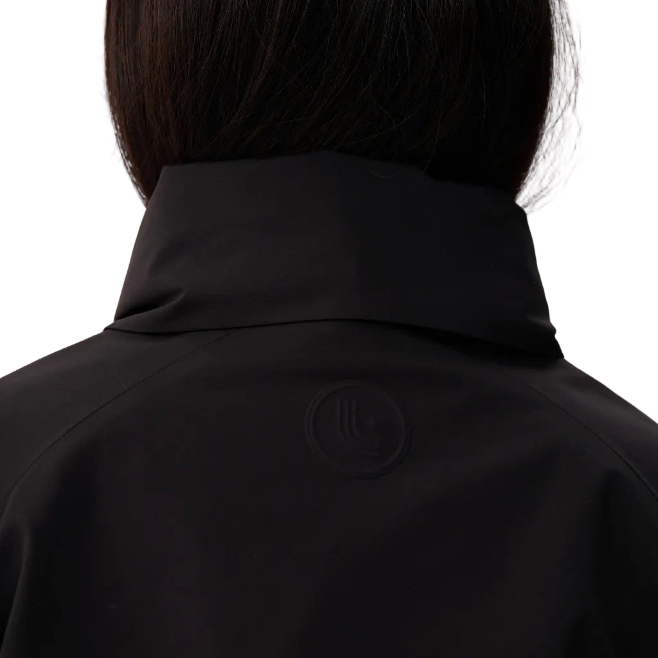 Lolë Alizé Short Trench Coat in black back collar view