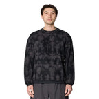 Front view of Mountain Hardwear Men’s Summit Grid Big Grid Pullover Crew in Black Shadowdye