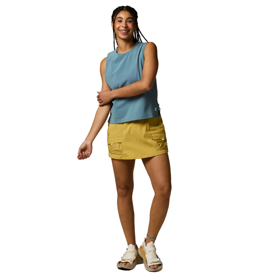Boxy fit tank with drop armholes detail