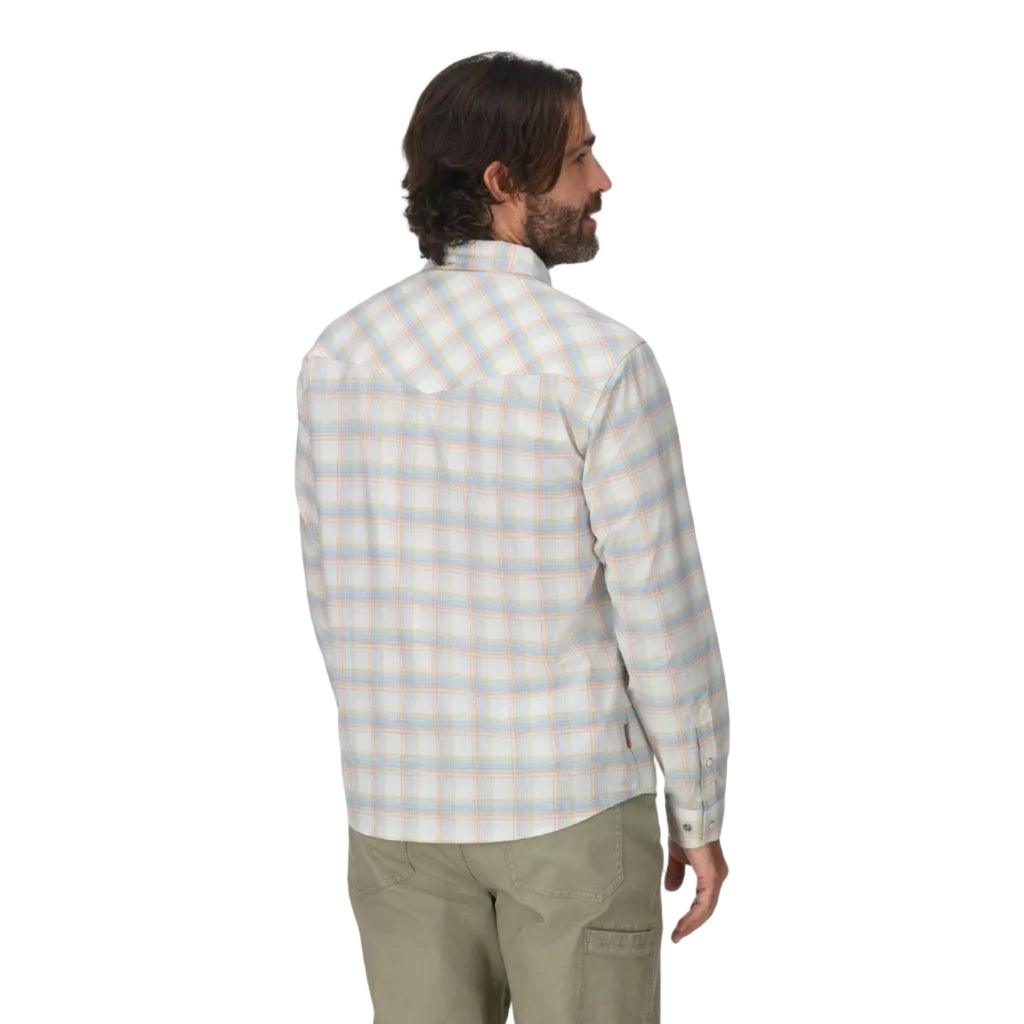 Simms Men’s Brackett Long-Sleeve Shirt Bracket back view