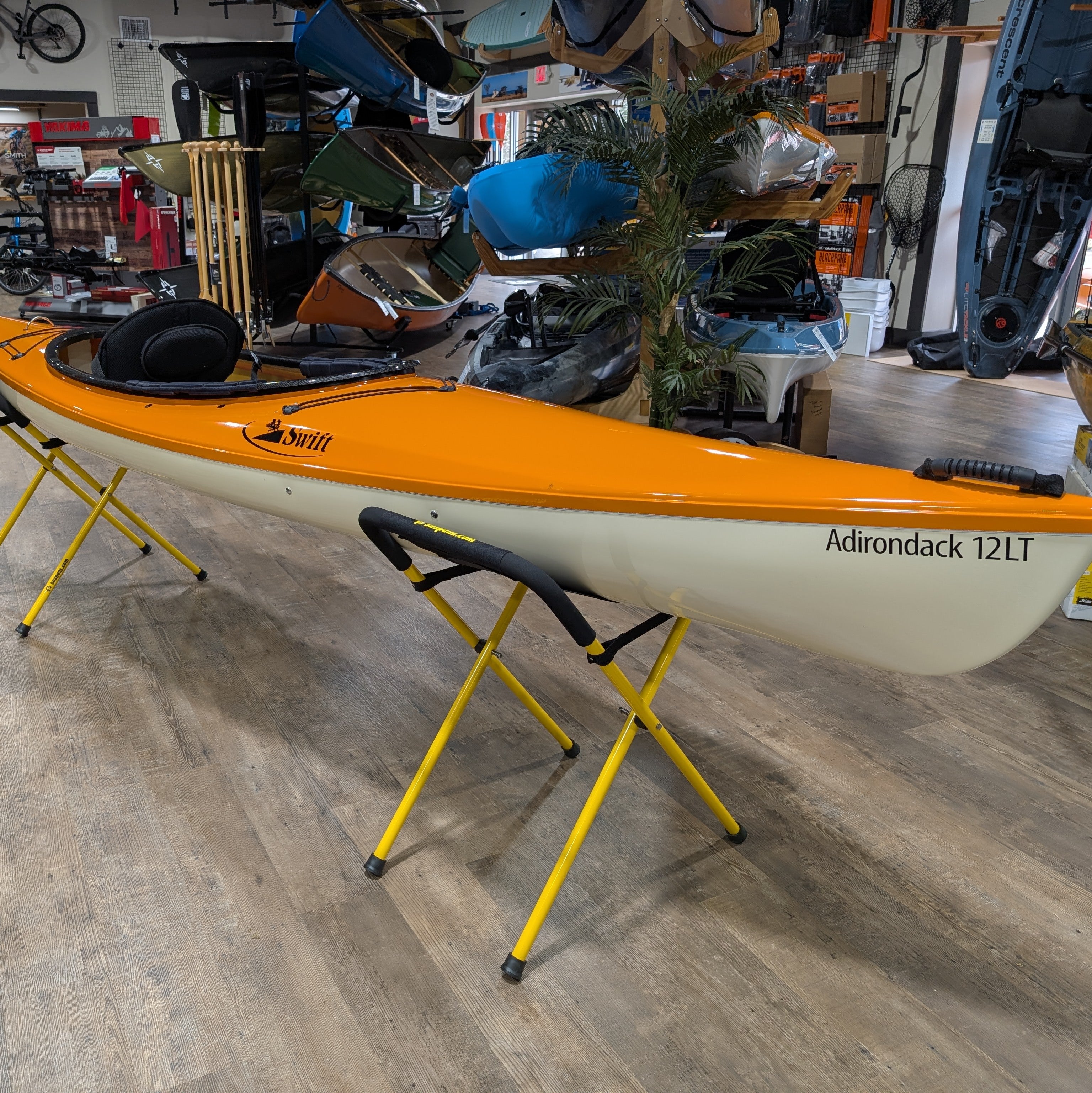Adirondack 12LT