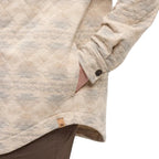 Quilted fabric detail of tentree Women’s Dunes Shacket in Pale Oak Heather V2/Evergreen Ridge