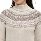 Detail view of the jacquard knit on the tentree Women’s Haynes Sweater
