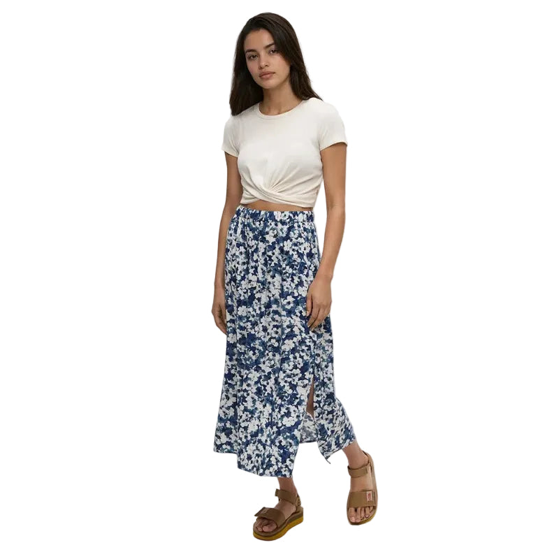 tentree Yaletown Skirt in Nightfall Watercolour Flora front view