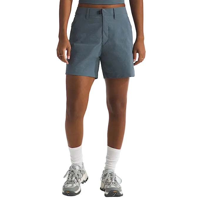 The North Face Women’s Basin Short 5" in Granite Grey front view