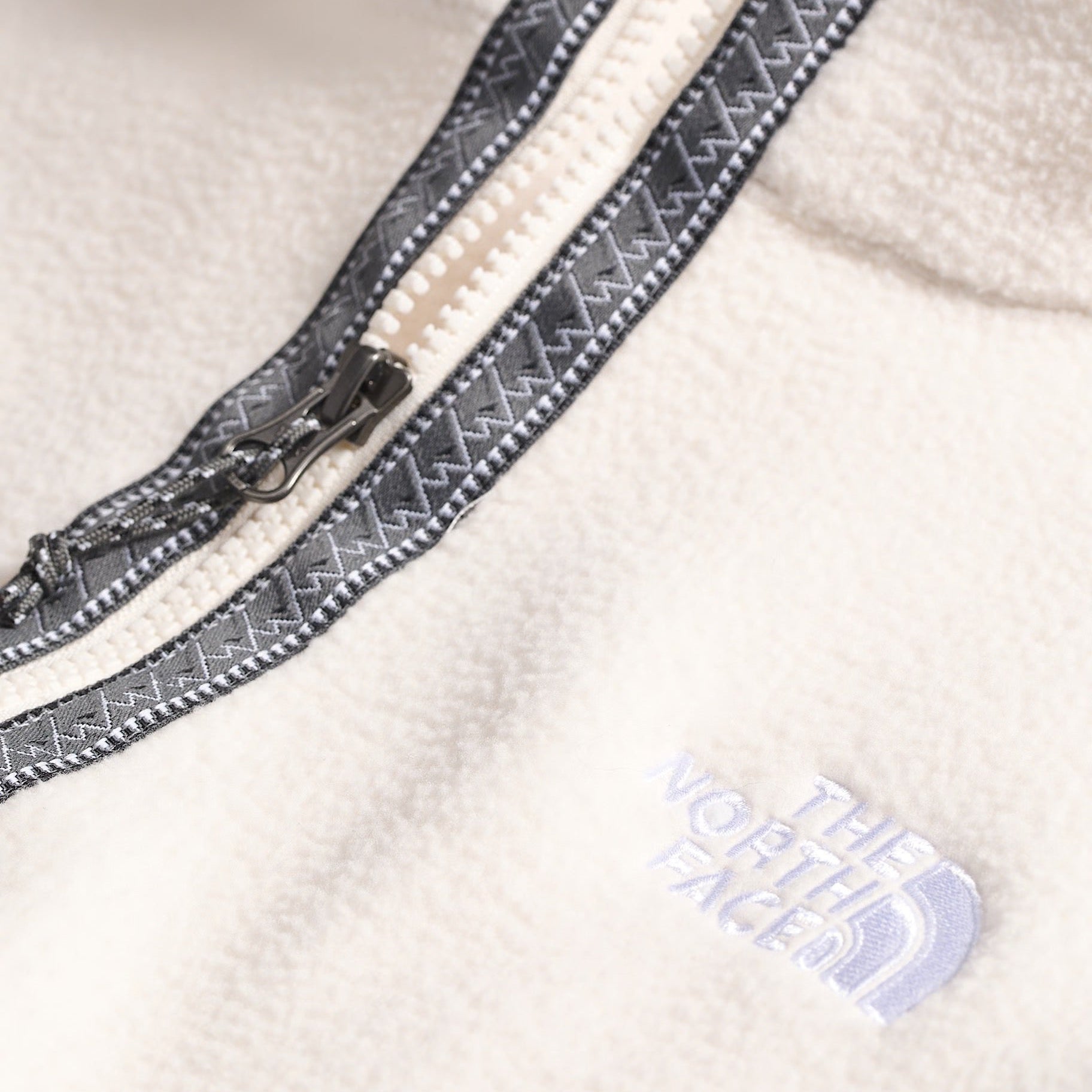 The North Face Women's TNF Fleeski ¼-Zip Pullover in White Dune detail view