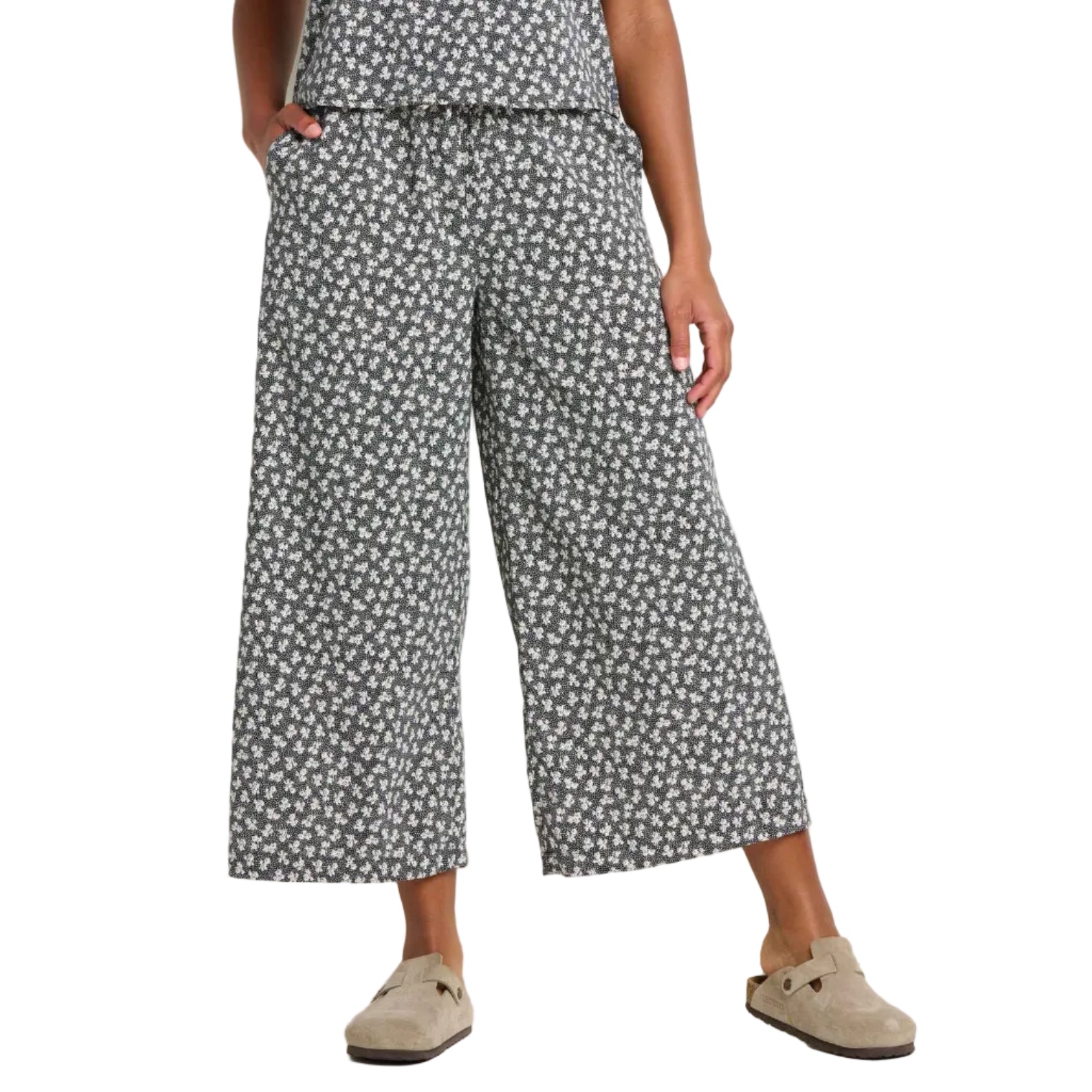 Toad&Co Sunkissed Wide Leg Crop Pant in Black and Salt Print front view